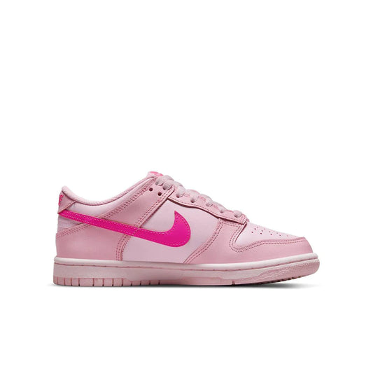 Nike Dunk Low Triple Pink